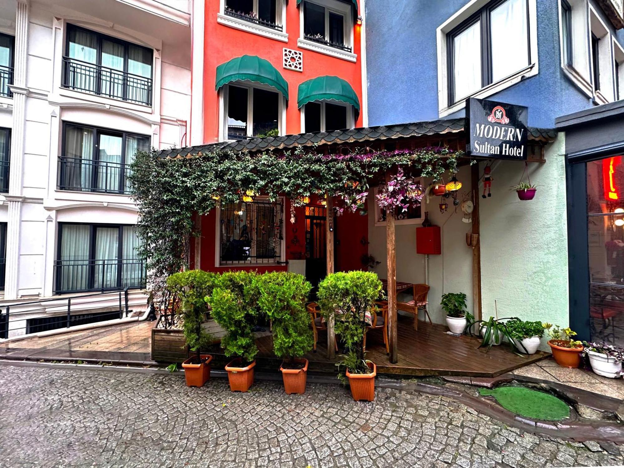 Modern Sultan Hotel — Photos 1
